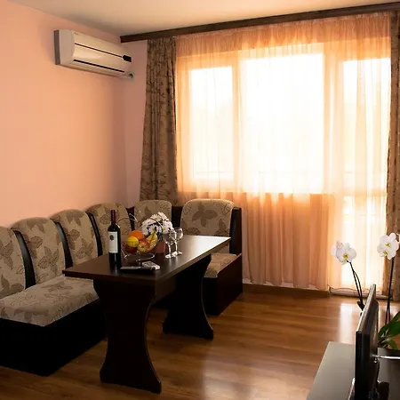 Romantic Hotel