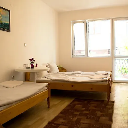 Romantic Hotel